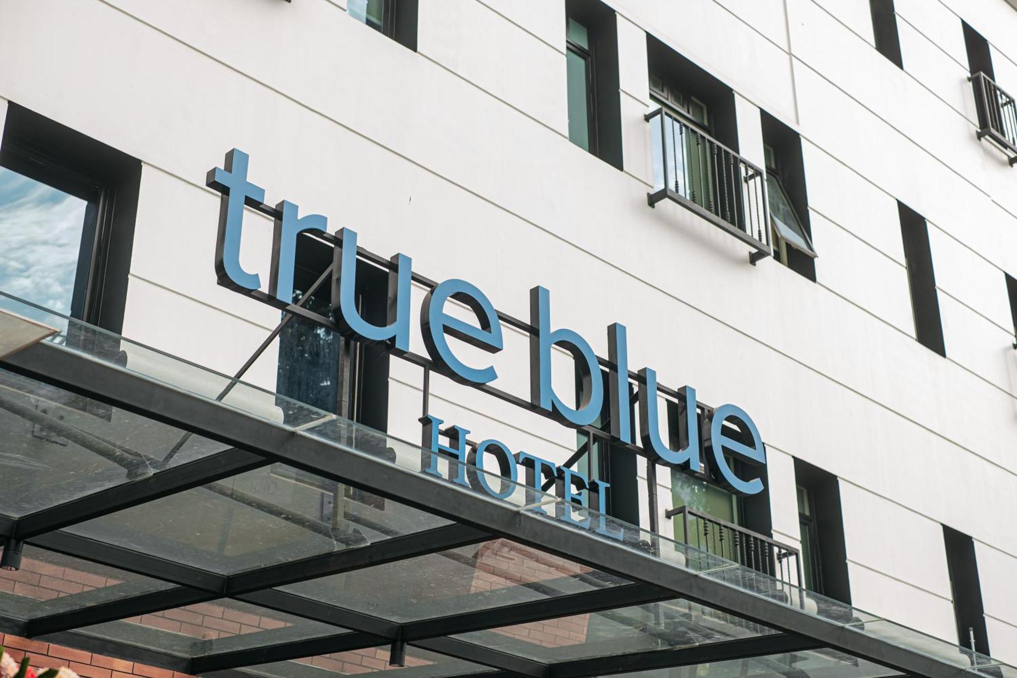True Blue Hotel Menteng Jakarta Exterior photo